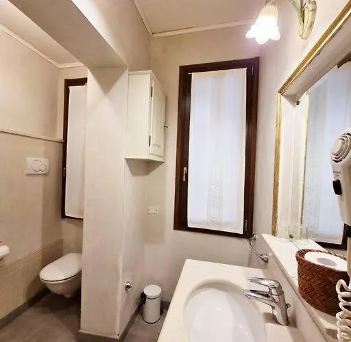 Ca'briani Luxury - Behind S.mark Square Венеция