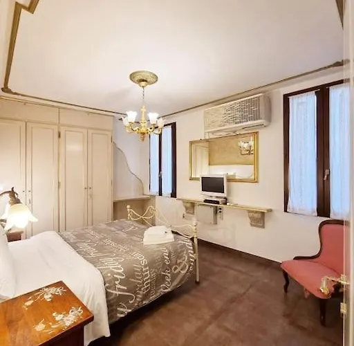 Ca'briani Luxury - Behind S.mark Square * Venezia