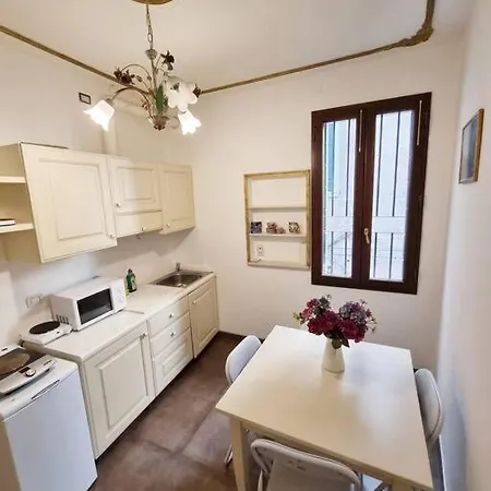 Ca'briani Luxury - Behind S.mark Square Apartament Wenecja