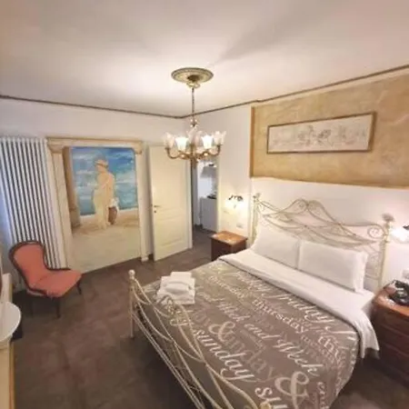 Ca'briani Luxury - Behind S.mark Square Apartament *